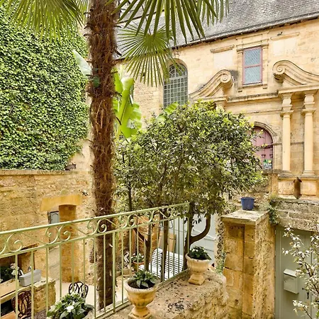 La Villa Des Consuls - Gite De Tourisme De Charme Sarlat-la-Canéda Exterior photo